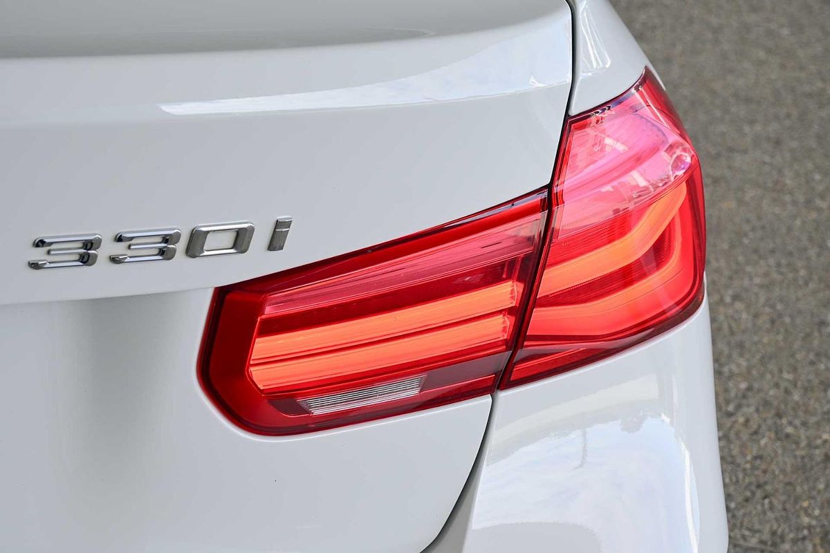 2017 BMW 3 Series 330i Sport Line F30 LCI