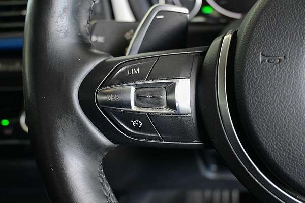 2017 BMW 3 Series 330i Sport Line F30 LCI