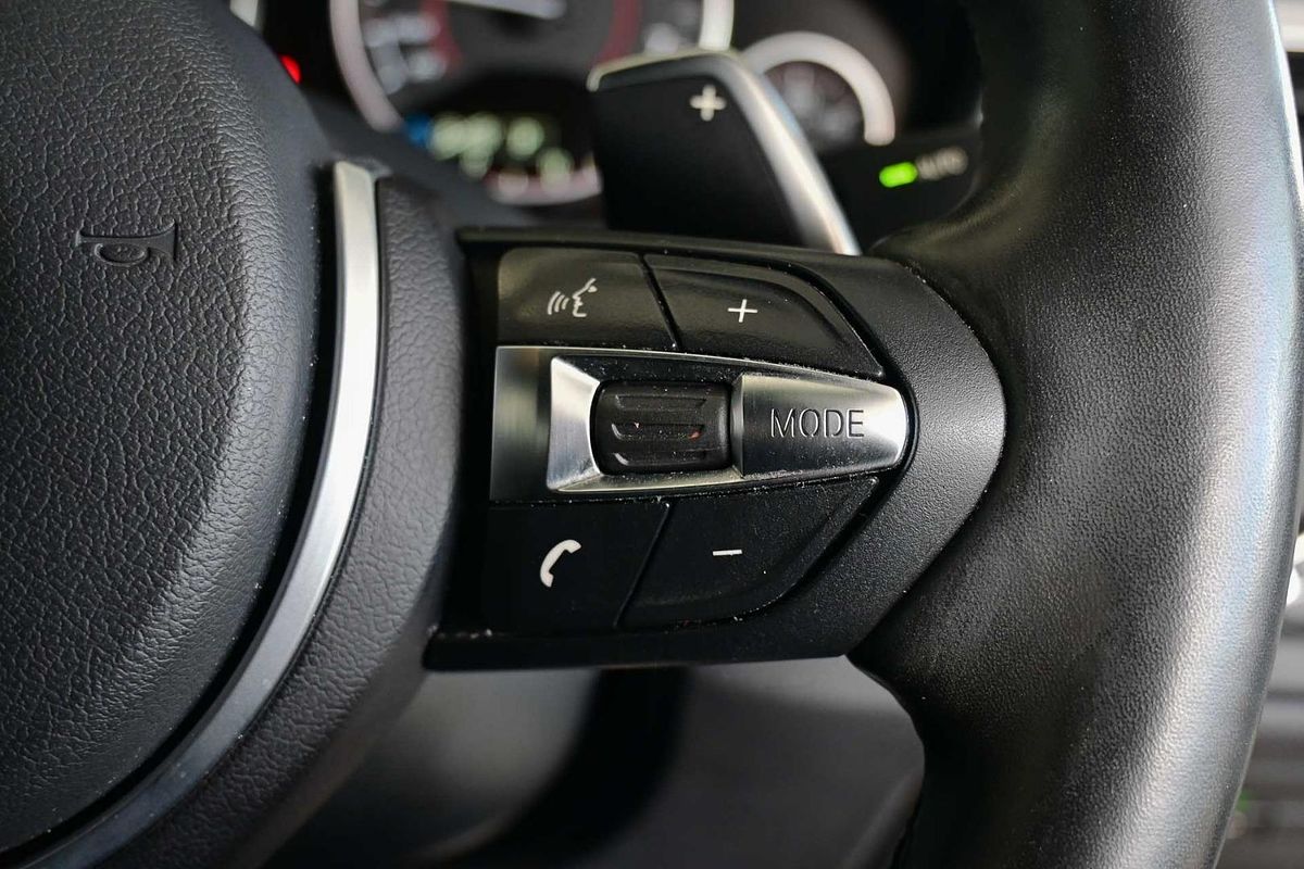 2017 BMW 3 Series 330i Sport Line F30 LCI