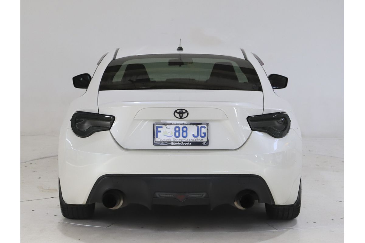 86 GTS 2.0L Petrol Manual Coupe 8078910 001