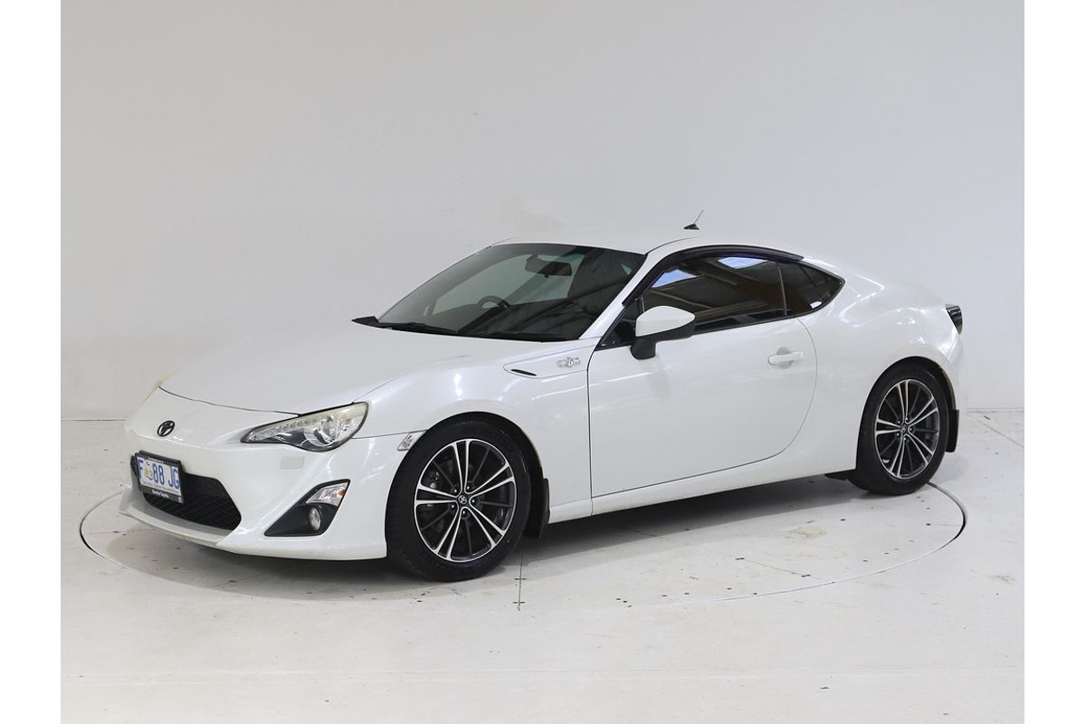 86 GTS 2.0L Petrol Manual Coupe 8078910 001