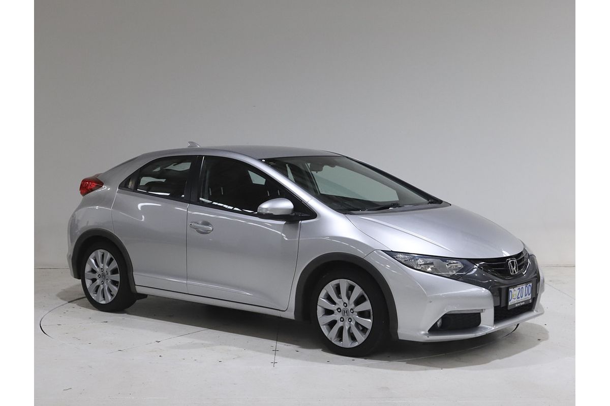 2013 Honda CIVIC VTi 5 SP AUTOMATIC 4D SEDAN 4CYL