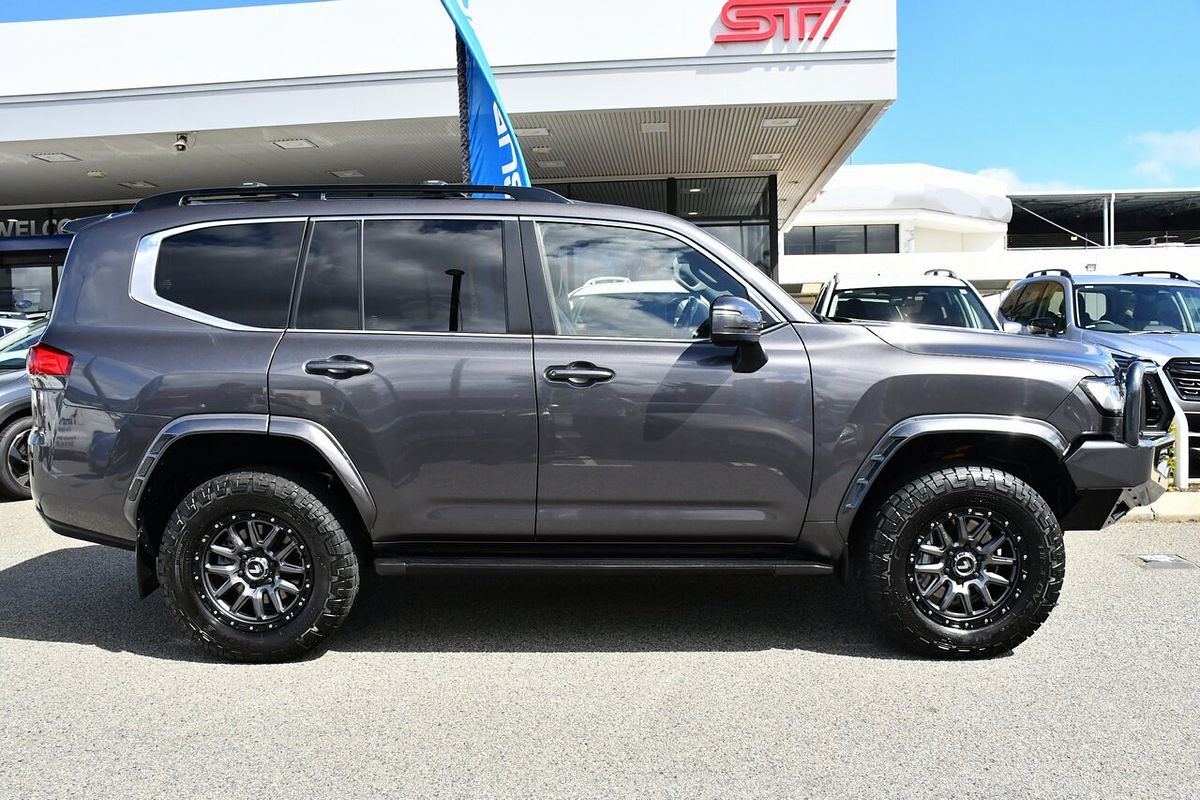 2021 Toyota Landcruiser VX FJA300R