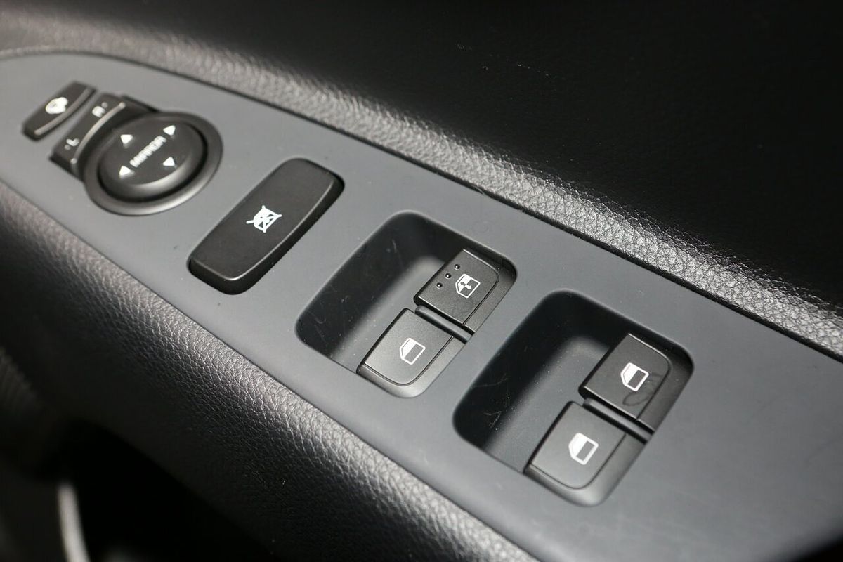 2024 Kia Stonic S YB