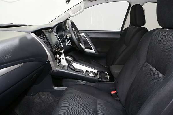 2024 Mitsubishi Pajero Sport GLX QG