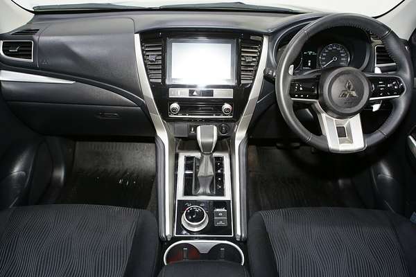 2024 Mitsubishi Pajero Sport GLX QG