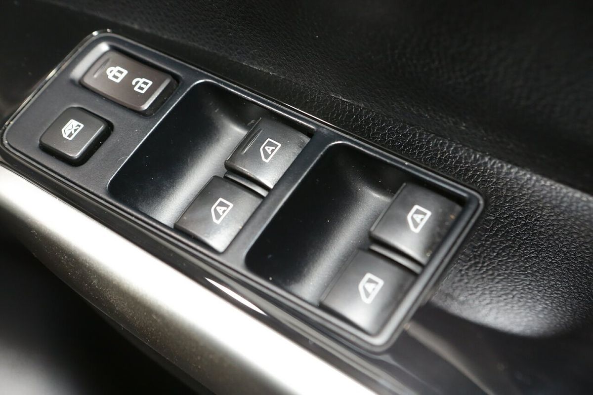 2024 Mitsubishi Pajero Sport GLX QG