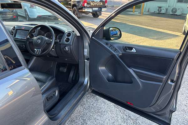 2011 Volkswagen Tiguan 103TDI 5N
