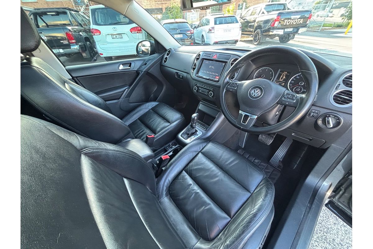 2011 Volkswagen Tiguan 103TDI 5N