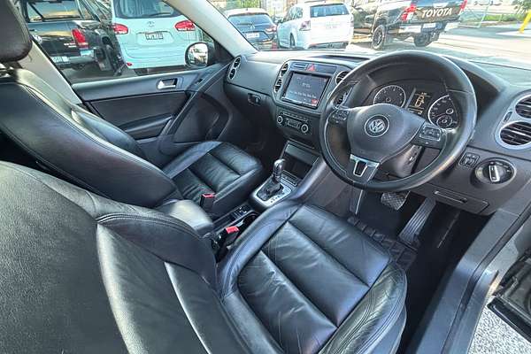 2011 Volkswagen Tiguan 103TDI 5N