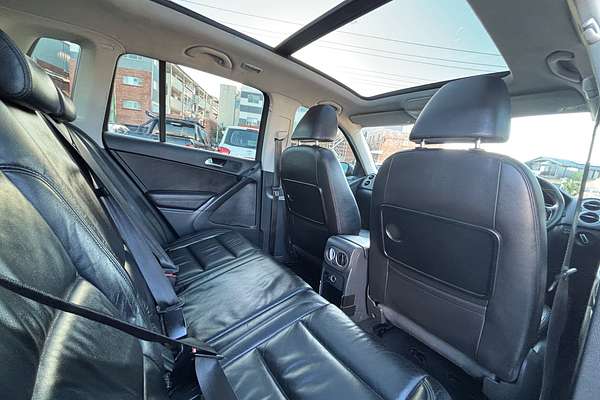 2011 Volkswagen Tiguan 103TDI 5N