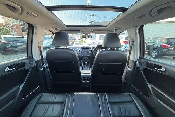 2011 Volkswagen Tiguan 103TDI 5N