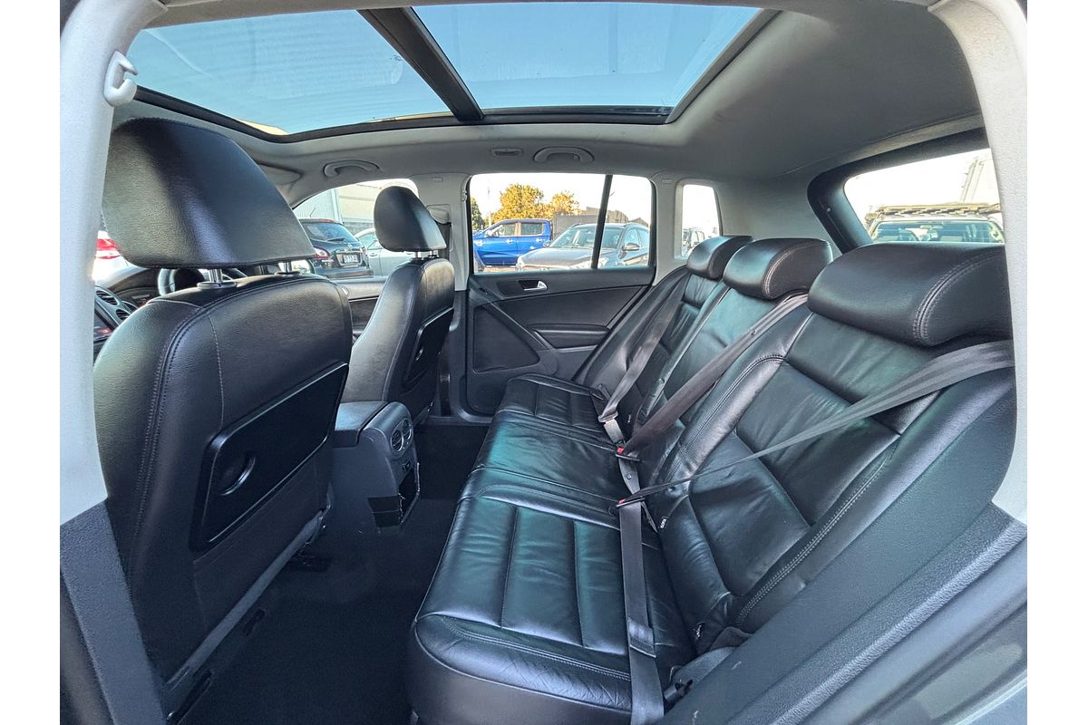 2011 Volkswagen Tiguan 103TDI 5N