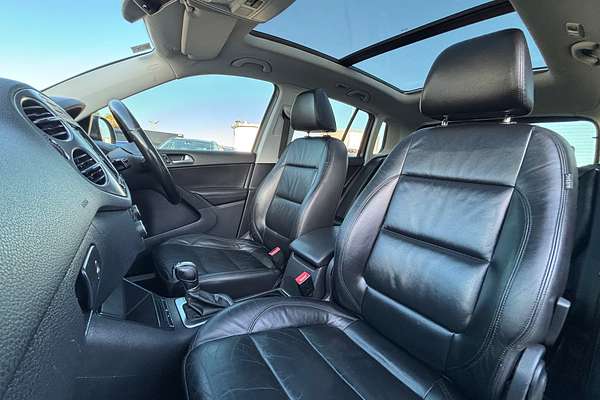 2011 Volkswagen Tiguan 103TDI 5N
