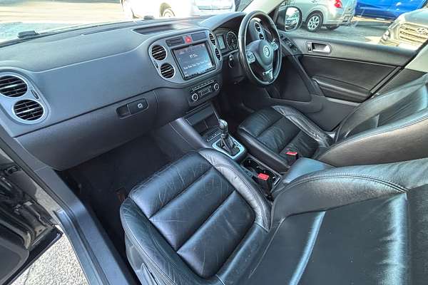 2011 Volkswagen Tiguan 103TDI 5N
