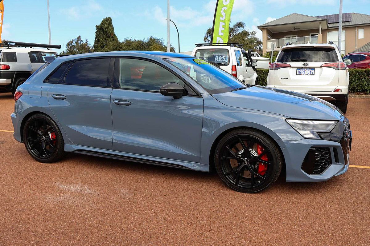 2023 Audi RS3 GY