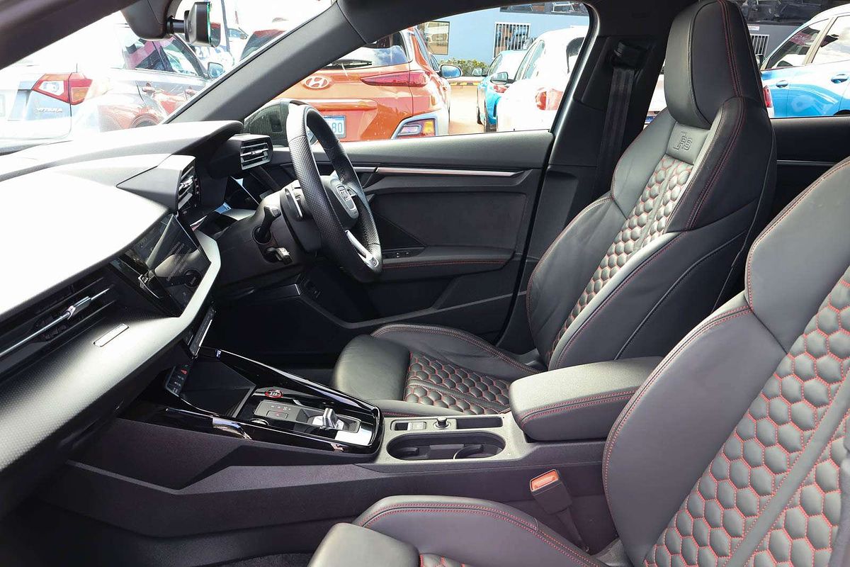 2023 Audi RS3 GY