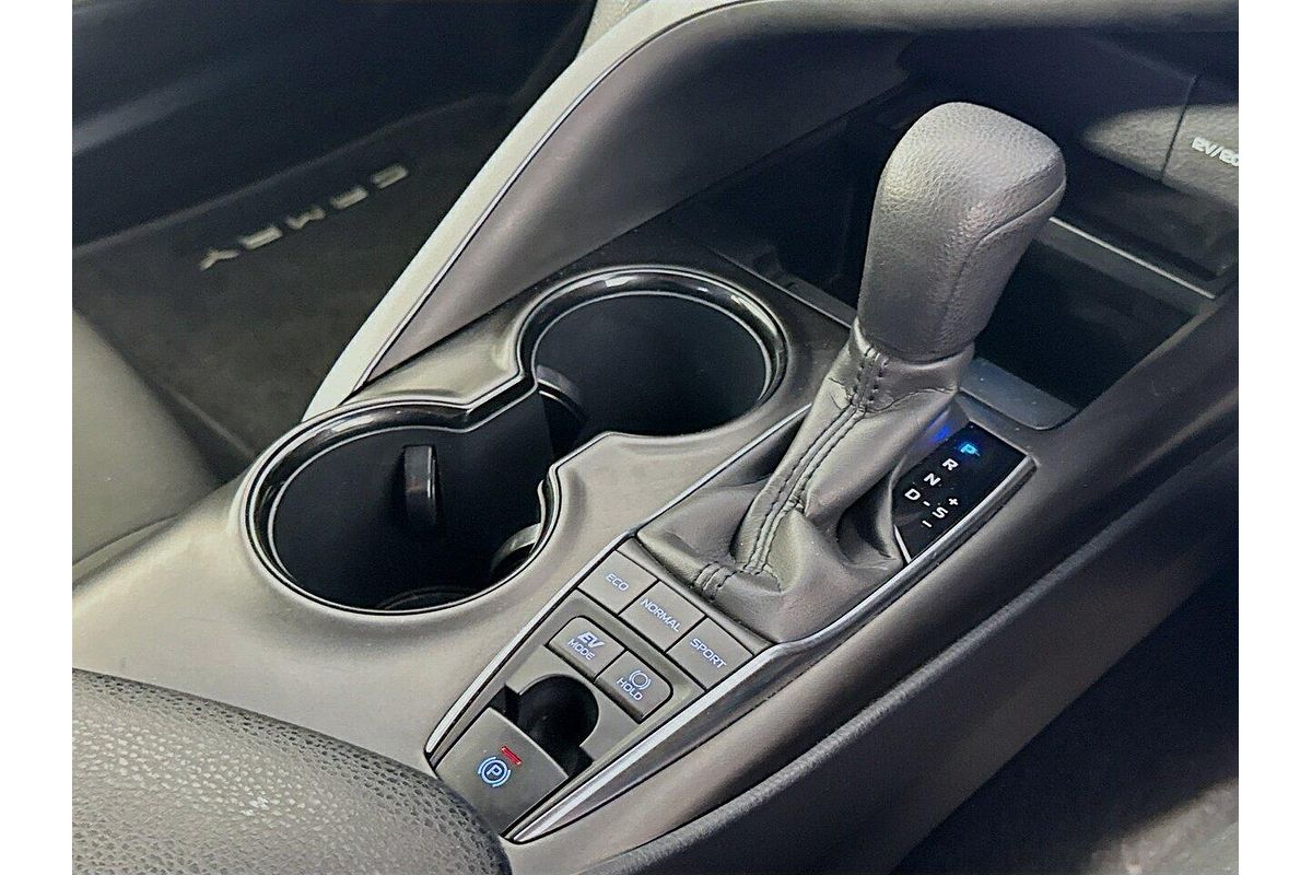 2024 Toyota Camry Ascent AXVH70R