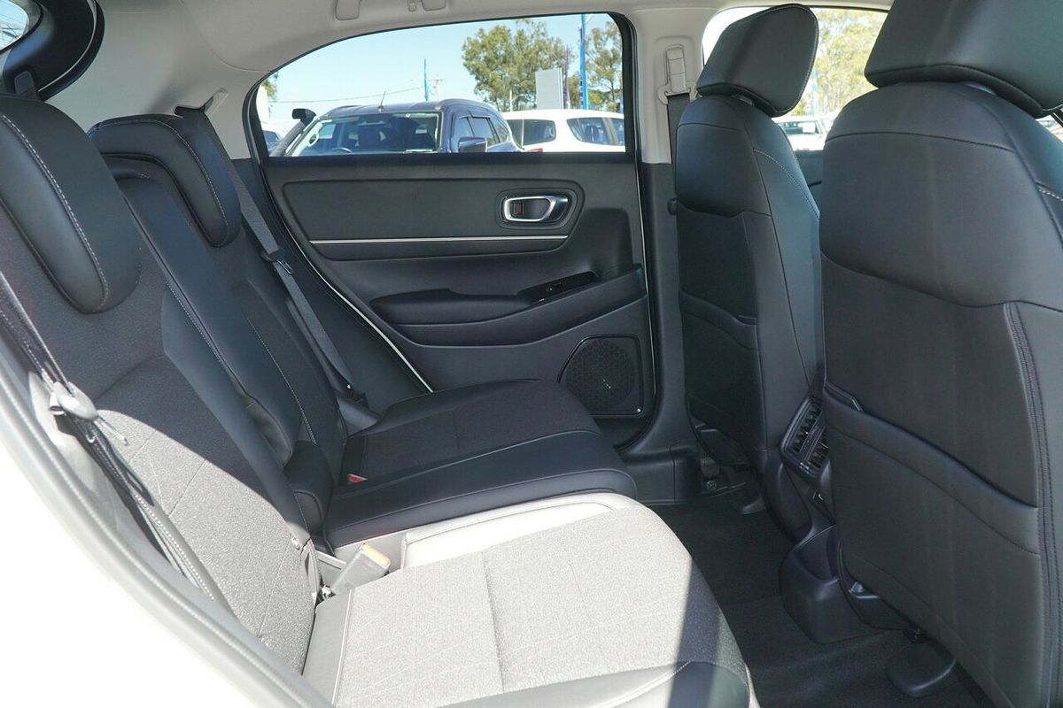 2024 Honda HR-V e:HEV L