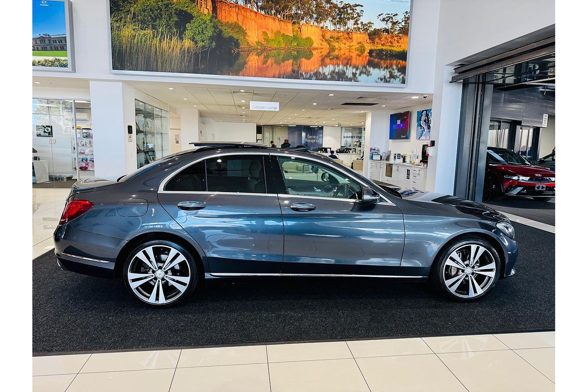 2015 Mercedes-Benz C-Class C250 W205