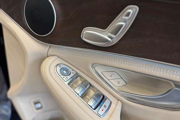 2015 Mercedes-Benz C-Class C250 W205