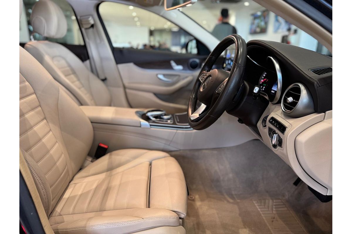 2015 Mercedes-Benz C-Class C250 W205
