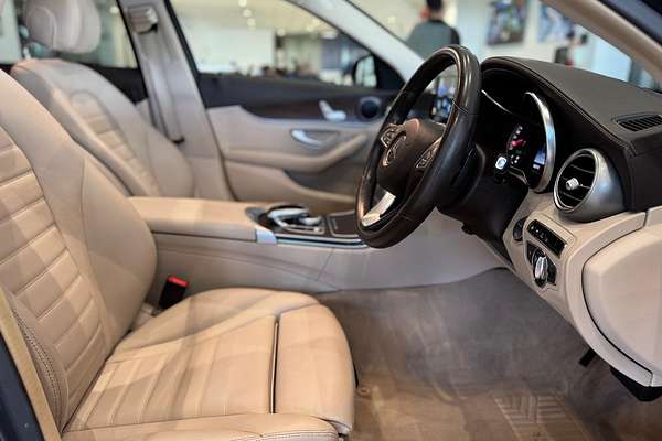 2015 Mercedes-Benz C-Class C250 W205
