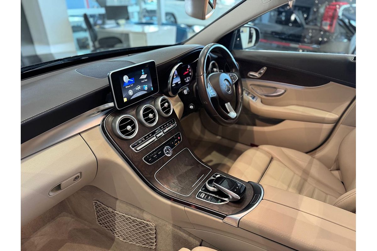 2015 Mercedes-Benz C-Class C250 W205