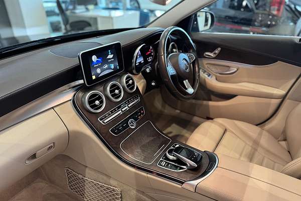 2015 Mercedes-Benz C-Class C250 W205