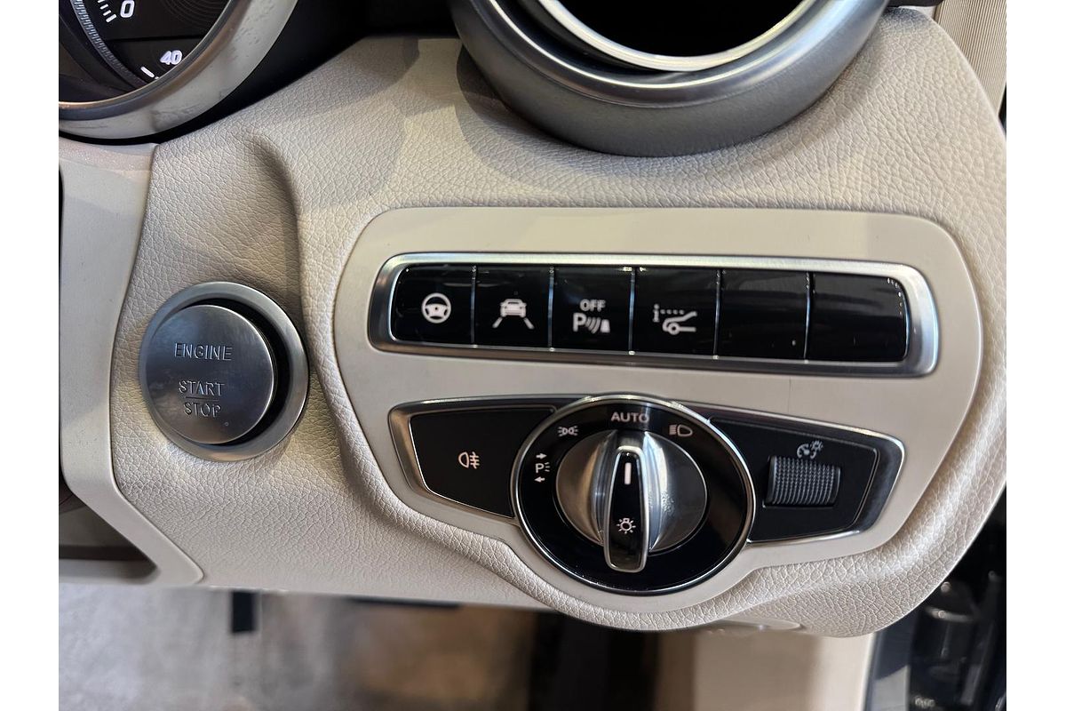 2015 Mercedes-Benz C-Class C250 W205