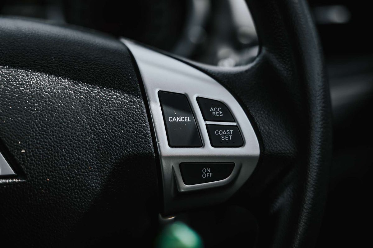 2017 Mitsubishi Lancer ES Sport CF