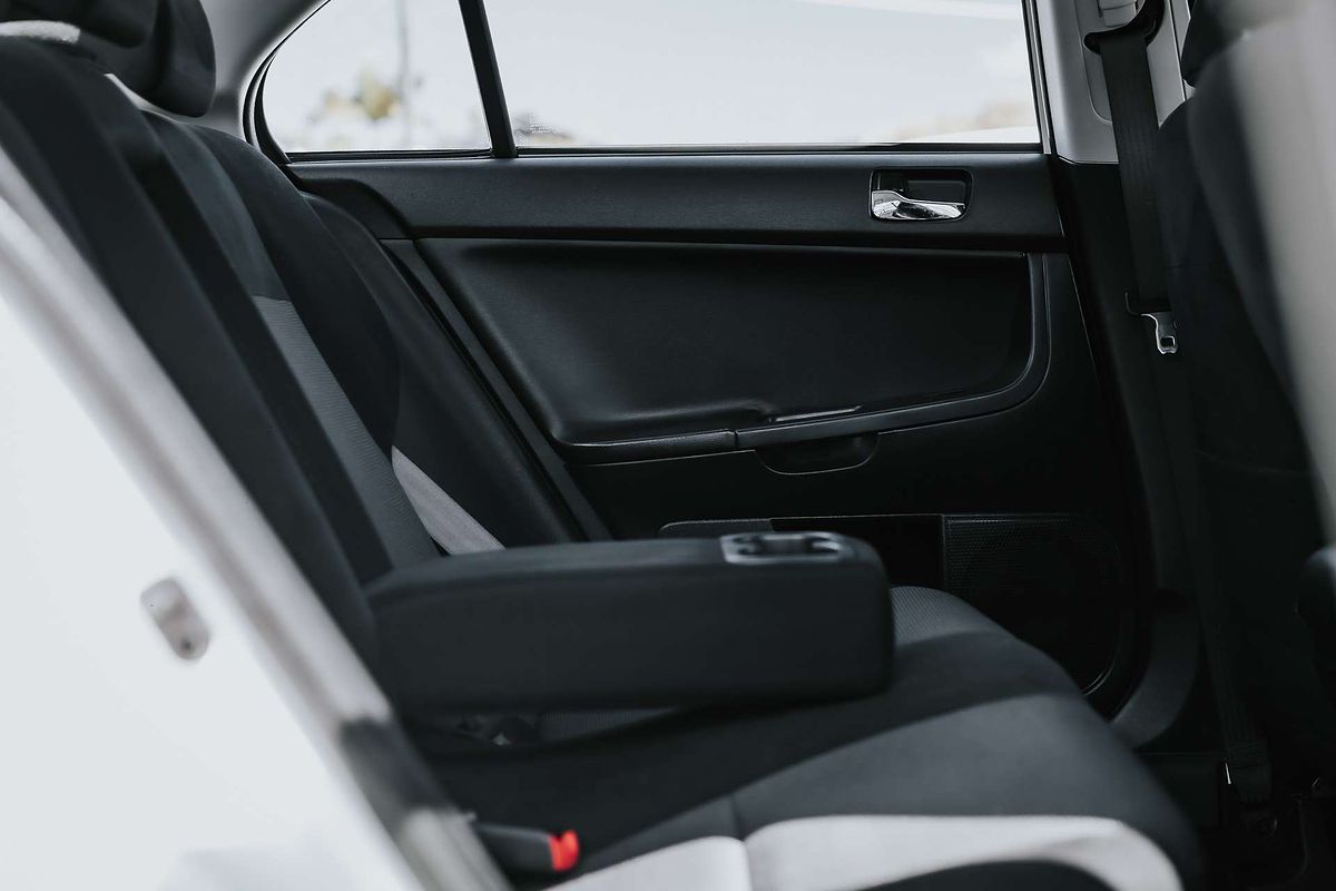 2017 Mitsubishi Lancer ES Sport CF