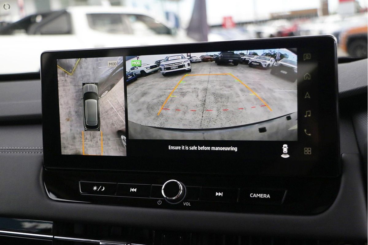 2025 Mitsubishi Outlander ES ZM