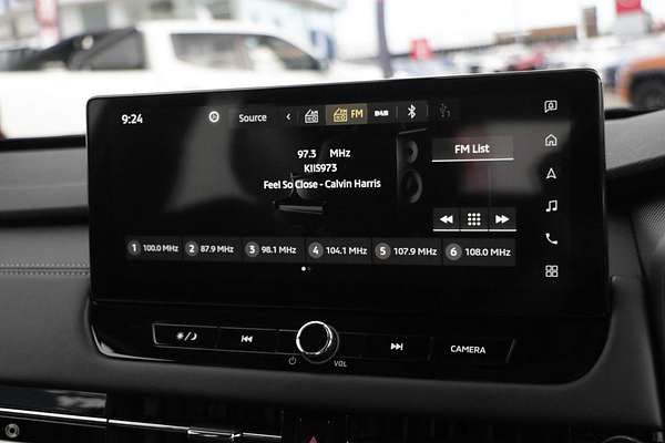 2025 Mitsubishi Outlander ES ZM