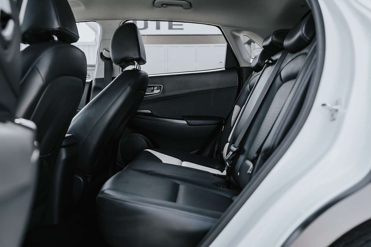 2020 Hyundai Kona Elite OS.3