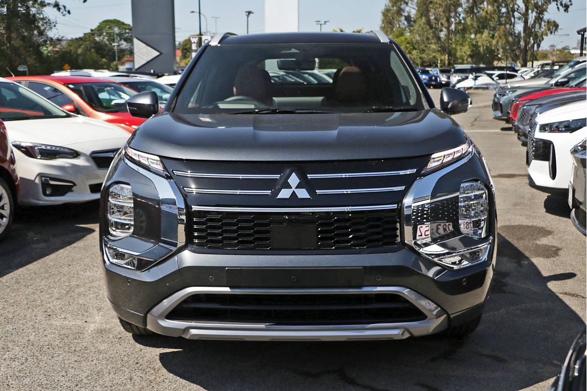 2025 Mitsubishi Outlander Exceed Tourer ZM