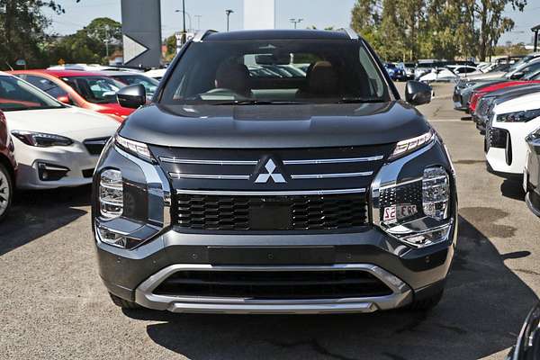 2025 Mitsubishi Outlander Exceed Tourer ZM