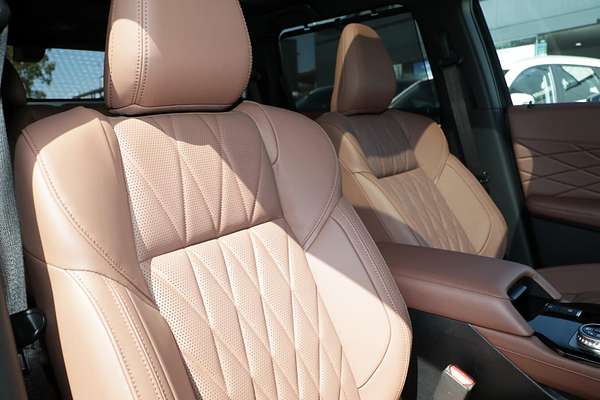 2025 Mitsubishi Outlander Exceed Tourer ZM