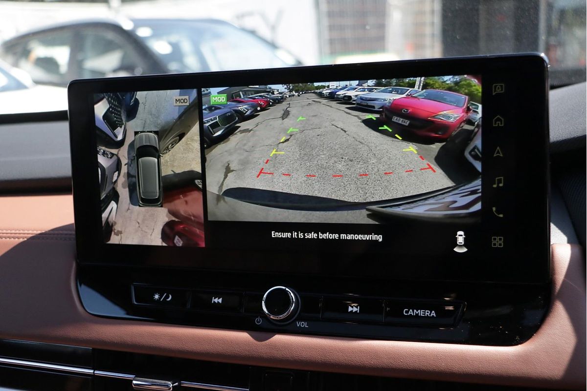 2025 Mitsubishi Outlander Exceed Tourer ZM