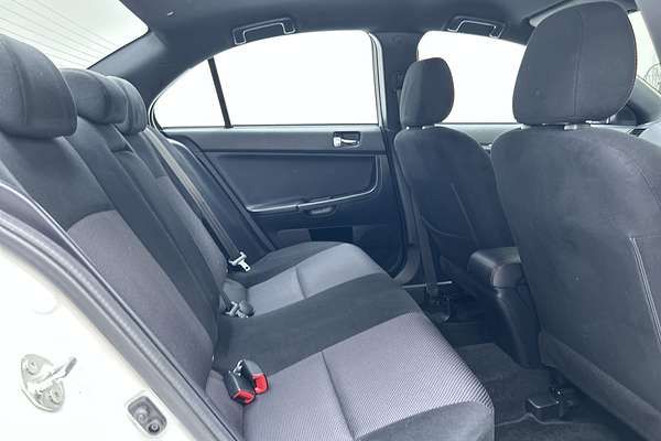 2017 Mitsubishi Lancer Black Edition CF