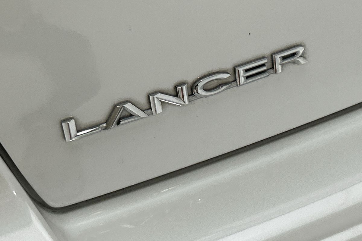 2017 Mitsubishi Lancer Black Edition CF