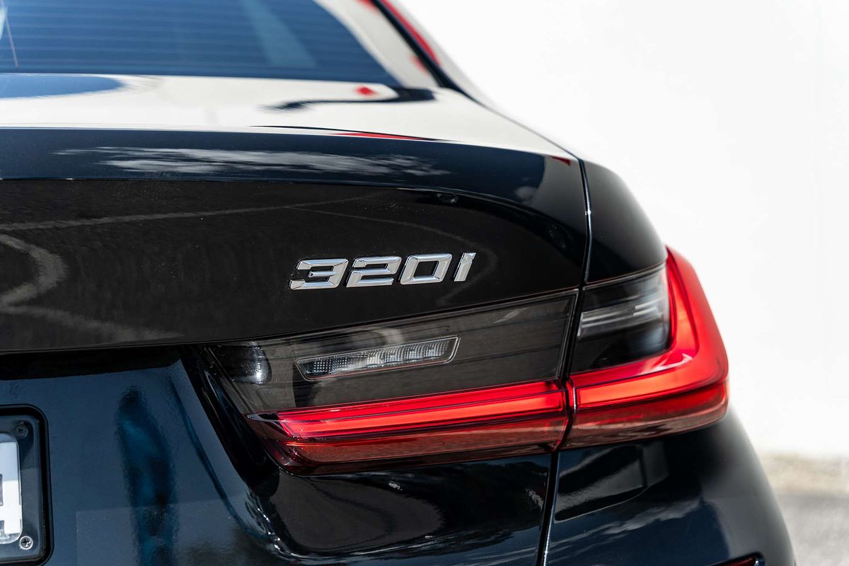 2022 BMW 3 Series 320i M Sport G20