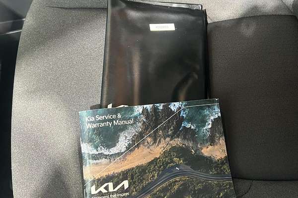 2023 Kia Carnival S KA4