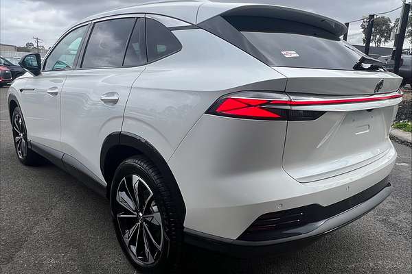 2025 MG HS Hybrid+ Essence AS33H