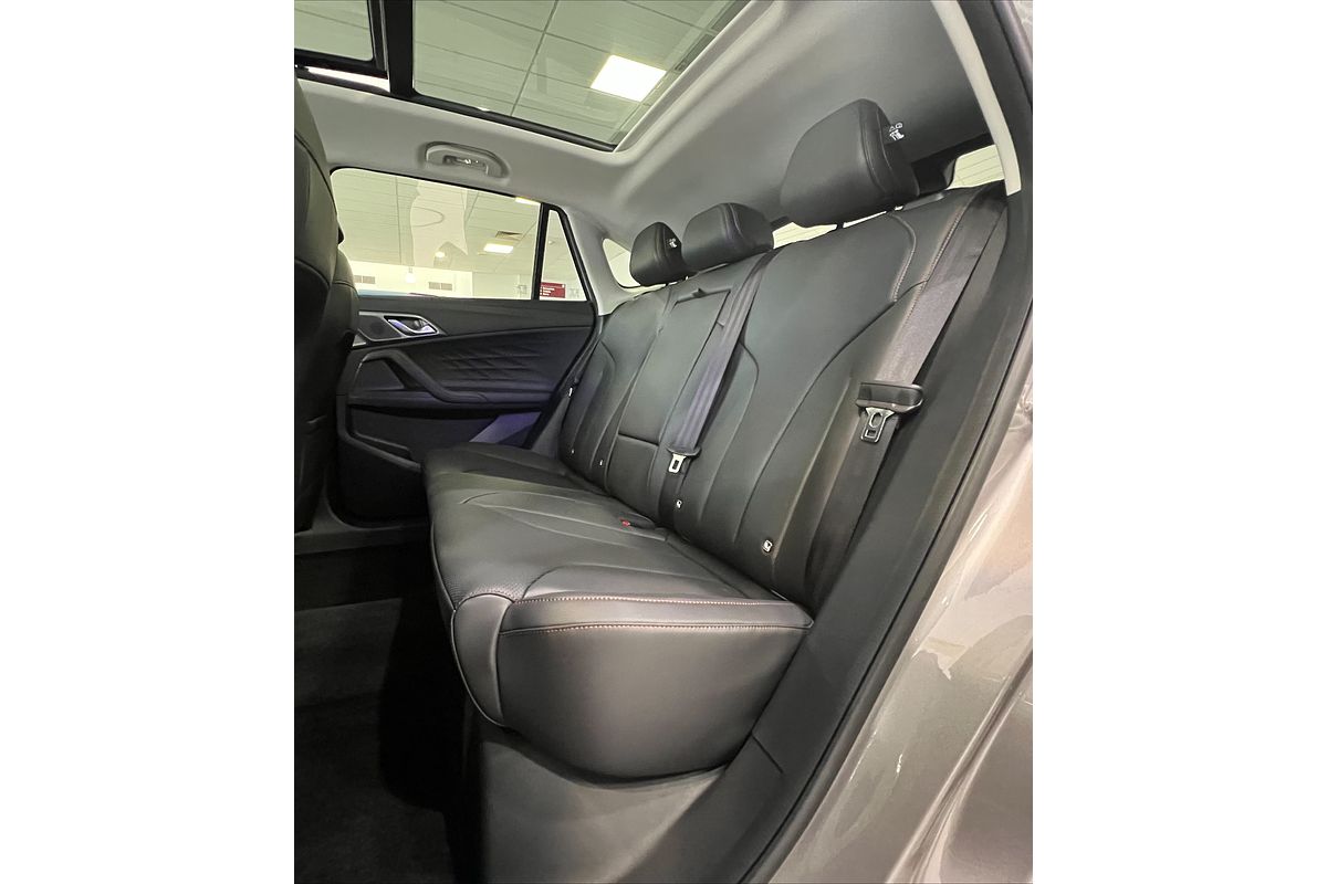 2025 MG HS Hybrid+ Essence AS33H