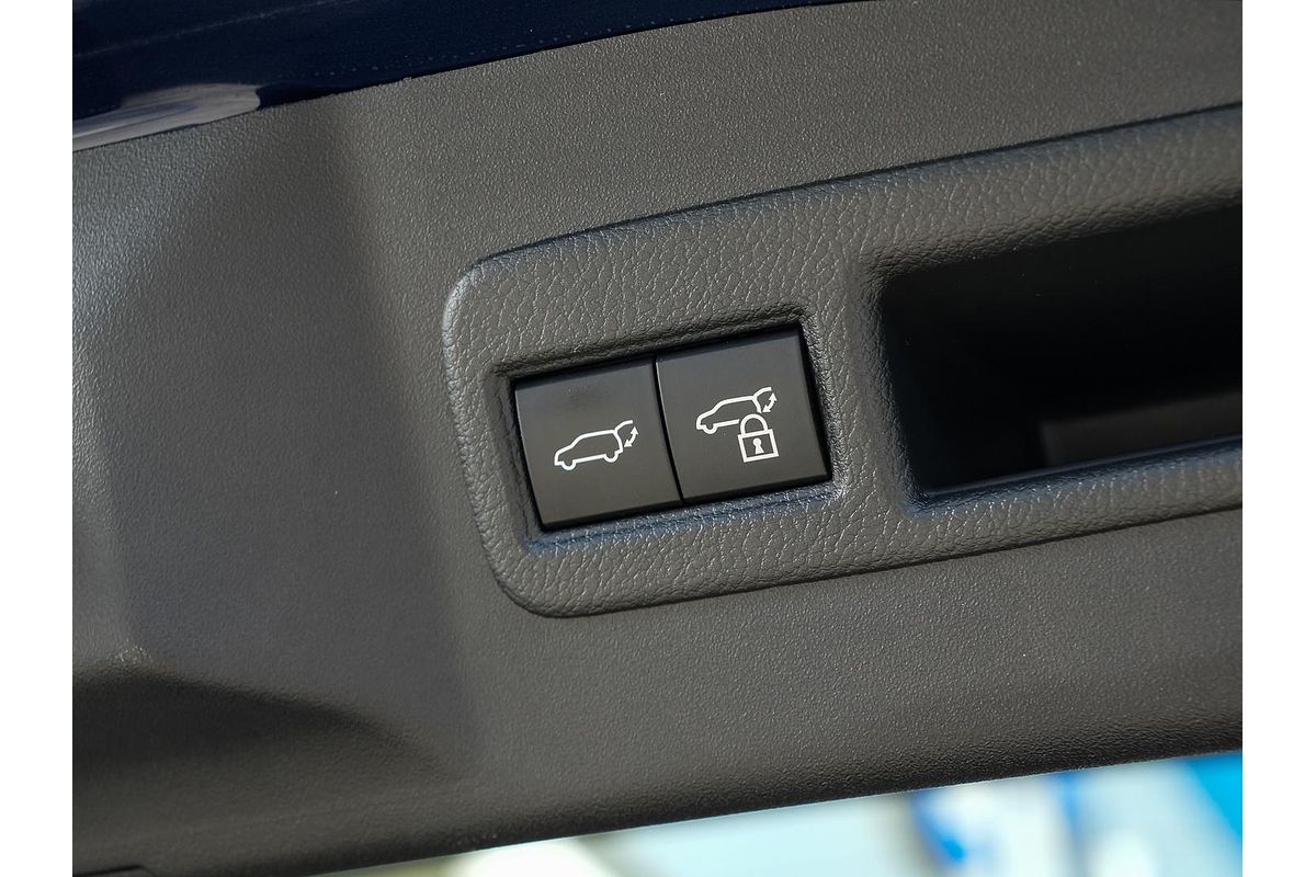 2024 Subaru Solterra AWD Touring E1-1