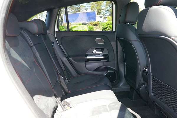 2025 Mercedes-Benz GLA-Class GLA200 H247