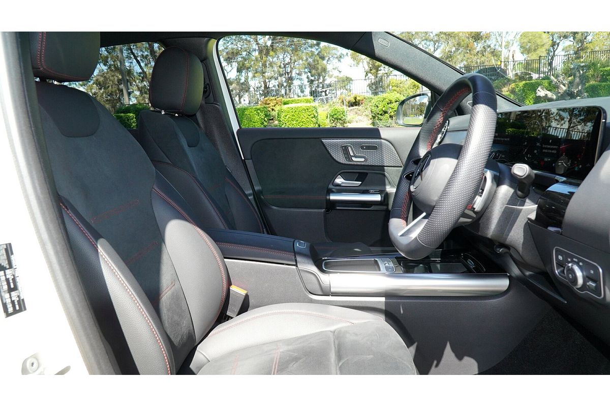 2025 Mercedes-Benz GLA-Class GLA200 H247