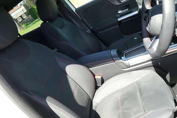 2025 Mercedes-Benz GLA-Class GLA200 H247