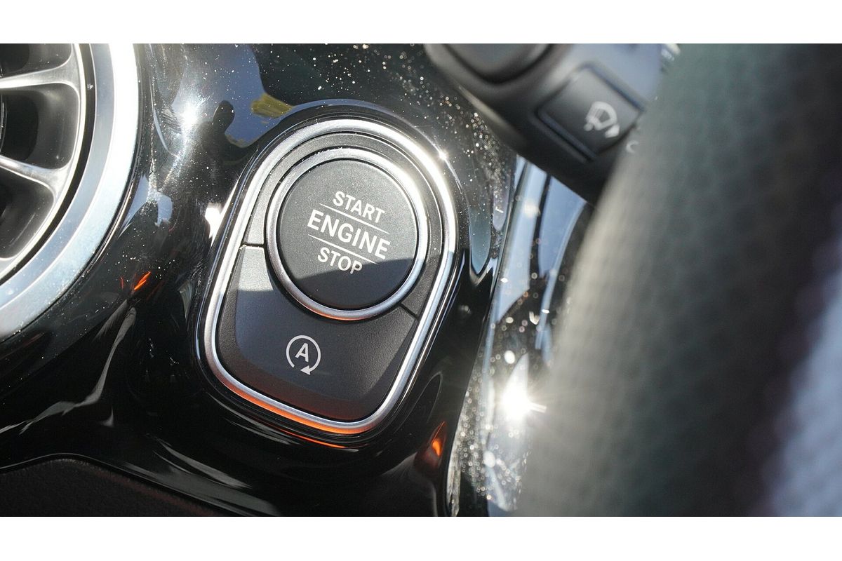 2025 Mercedes-Benz GLA-Class GLA200 H247